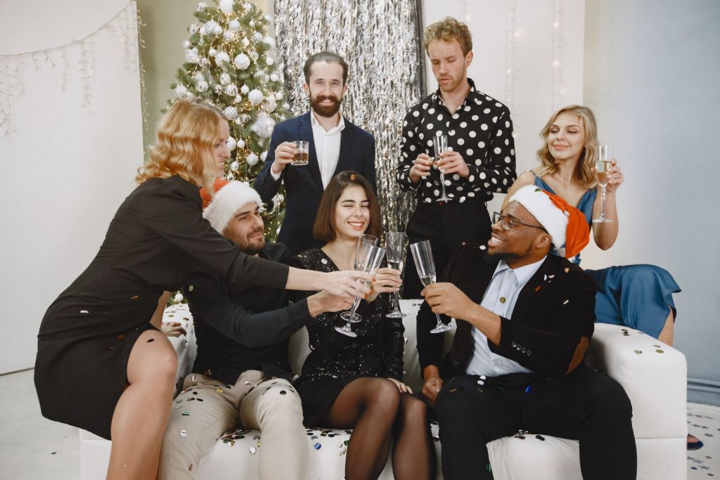 group-young-people-celebrating-new-year-friends-drinks-champagne.jpg group-young-people-celebrating-new-year-friends-drinks-champagne.jpg