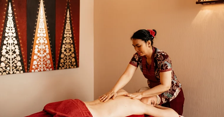 Подарочный сертификат клиентам на Новый год на сумму 5000 рублей